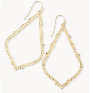Sophee Drop Earrings in Gold